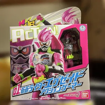 가면라이더 이그제이드 LVUR 01 액션 게이머 레벨업 라이더