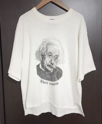 LEH 레 / 아인슈타인 반팔 티셔츠
