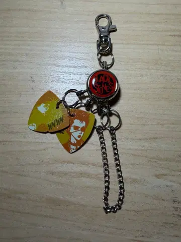 NANA 참 포함 키링 야자와 아이 피크 BLACK STONES