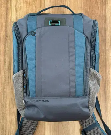 ZERONEWYORK by ZERO HALLIBURTON 백팩 파랑