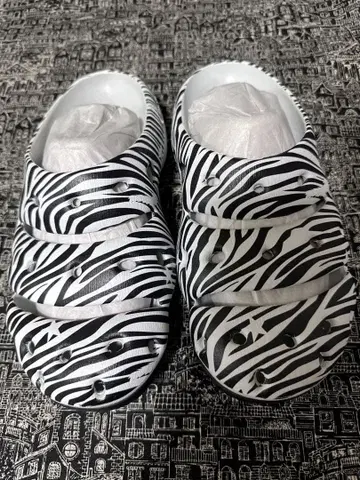 [미사용 새상품] KEEN 킨 요기 아츠 아토모스 콜라보 샌들 29cm