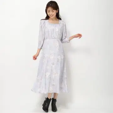 [ MISCH MASCH ] 미슈마슈 블러 처리된 플라워 원피스