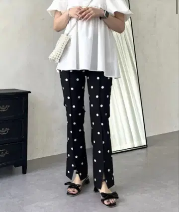 프로즈베일 인기 슈퍼 스트레치 핀턱 슬릿 도트 팬츠 M