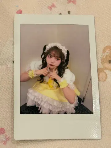 4 폴라로이드 후루사와 리사 후리 큐스트 로제타 의상