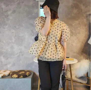 볼륨 소매 도트 튤 레이어드 상의