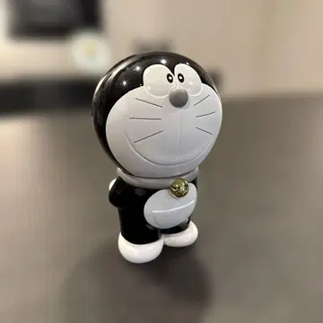 프래그먼트 x 메디콤토이 (Fragment x Medicom Toy)