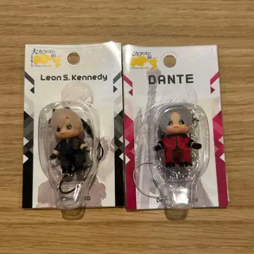 대 캡콤전 코스튬 큐피 레온 단테 2개 세트