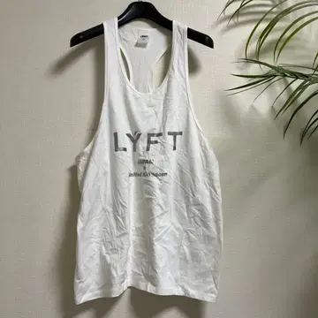 미사용 새상품 택 없음 LYFT 스테디셀러 로고 탱크탑 L 사이즈 화이트