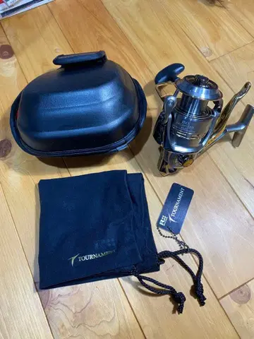 다이와 06 토너먼트 ISO Z4000LBD 새상품급 작동 양호