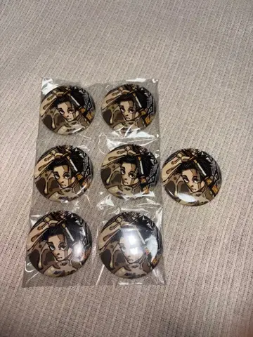 주술회전 점프 GIGA 캔 배지 옷코츠 유타