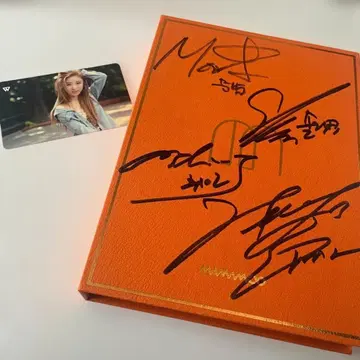 MAMAMOO [ Melting ] [ 사인 포함 ]