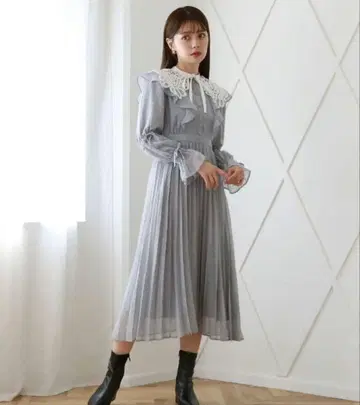 cheek 긴팔 도트 쉬폰 레이스 칼라 원피스