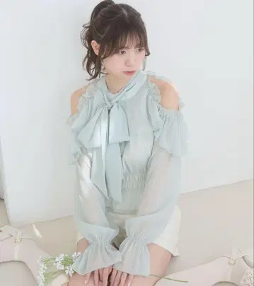 마제스틱 레곤 여성 프릴 리본 블라우스 M 민트