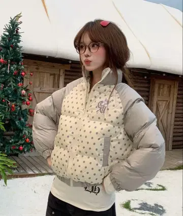 도트 무늬 숏 다운 자켓