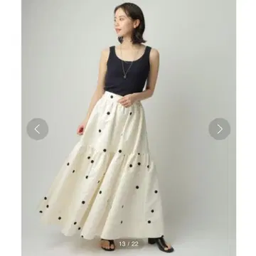 [ 새상품급 ] 카듀네 도트 절개 스커트 36