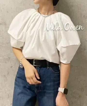 Mila Owen 최근 23SS 개더 디자인 볼륨 슬리브 블라우스 화이트