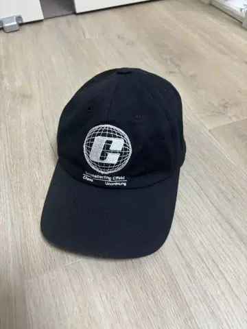 gadid anoniem 캡 블랙