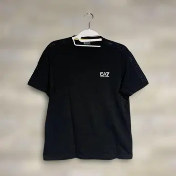 EA7 Emporio Armani 블랙 T셔츠 반팔