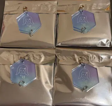 &TEAM 카페 아크릴 참 EJ 위주