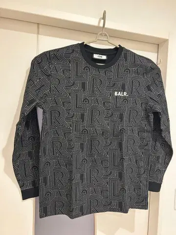 BALR 보라 올 패턴 롱 슬리브 롱T 블랙 L