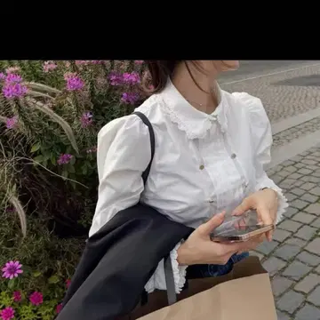 Bibiy. CLAIRE BUTTONS BLOUSE 비비 블라우스 새상품