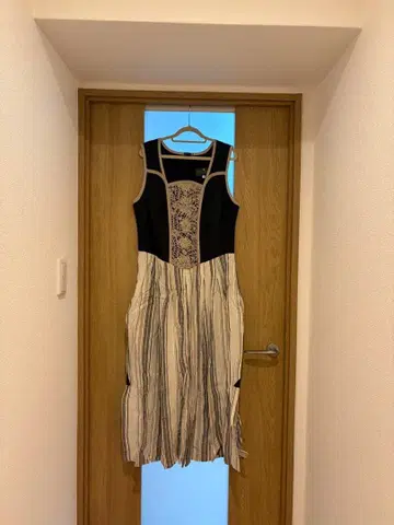 빈티지 슬리브리스 스트라이프 원피스