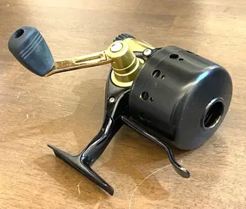 DAIWA 다이와 언더스핀 XD 시리즈 낚시릴 블랙/골드