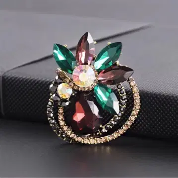 이탈리아 구매 새상품 컬러 스톤 브로치 비쥬 물방울형