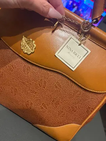 [ 새상품 ] [ 레어 빈티지 ] NINA RICCI 브라운 가죽 핸드백