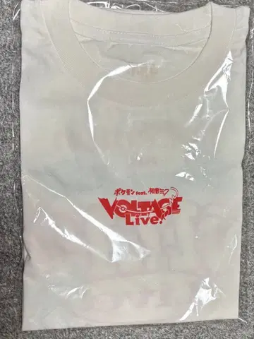VOLTAGE Live! 포케믹 디자인 T셔츠 화이트