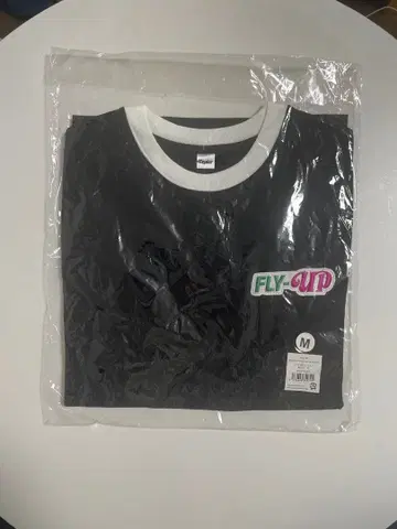 FLY-UP 블랙 T셔츠 M 사이즈
