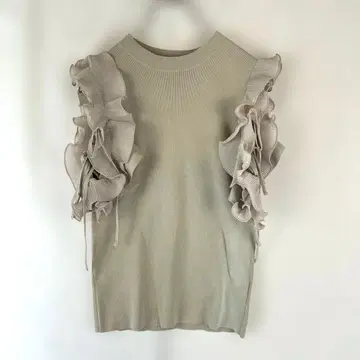 SNIDEL 니트탑 프릴 슬리브리스 리브 니트 스나이델