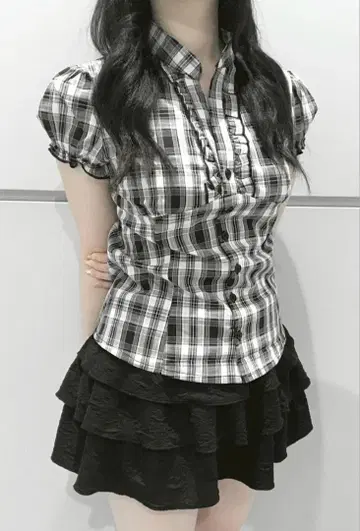kerry 블랙 체크 퍼프 슬리브 블라우스 L