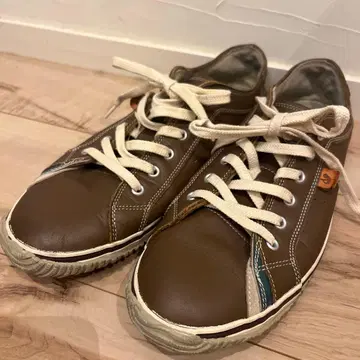 스핑글무브 레더 스니커즈 M 사이즈