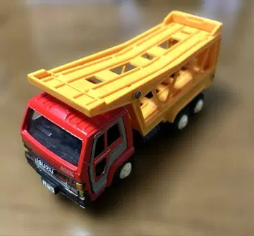 ISUZU FORWARD 트럭 캐리어카