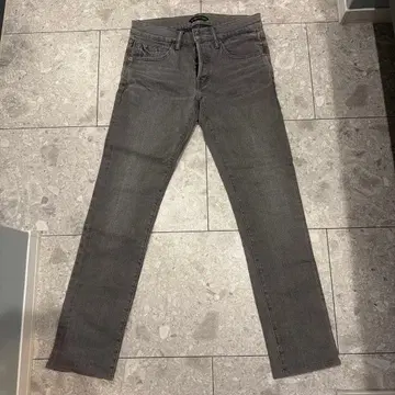 톰포드 블랙 슬림핏 데님 팬츠 29