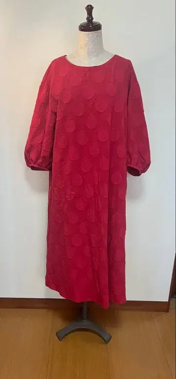 면 린넨 짙은 빨간색 도트 직조 원피스 핸드메이드