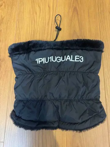 1piu1uguale3 여성용 넥워머