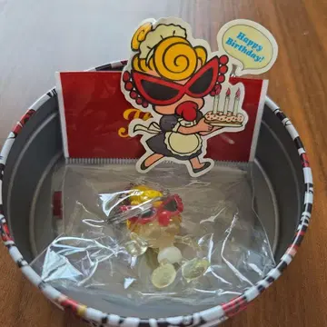 Hysteric to Go 벌스데이 세트 캔