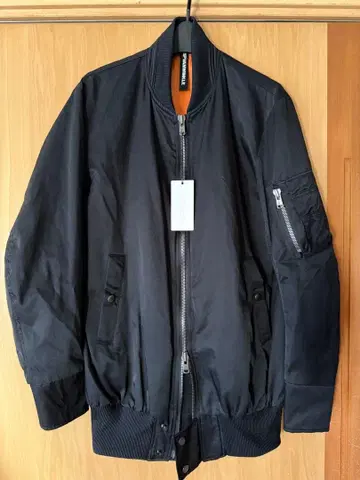 ripvanwinkle MA-1 플라이트 자켓 블랙