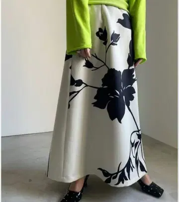 아메리 빈티지 KEILY FLOWER PRINT SKIRT