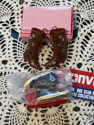 브라이스 공식 부츠 컨버스 미니어처 스니커즈