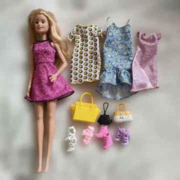 바비 인형 의류 세트 판매