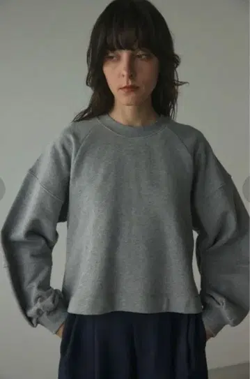 black by moussy 볼륨 슬리브 스웨트 탑스