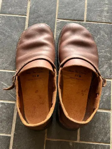 AURORA SHOE 오로라 슈즈 MIDDLE ENGLISH 가죽 신발