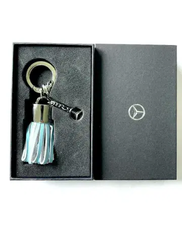 [ 새상품 미사용 ] 메르세데스 벤츠 정품 태슬 키링 블루