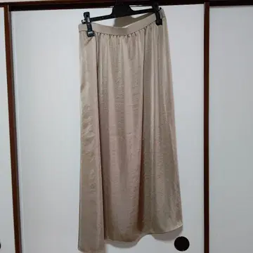 Theory 베이지 맥시 슬립 스커트 L