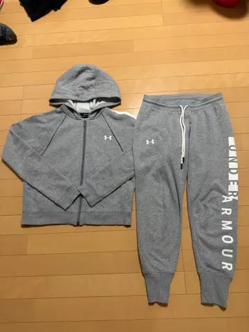 언더아머 그레이 셋업