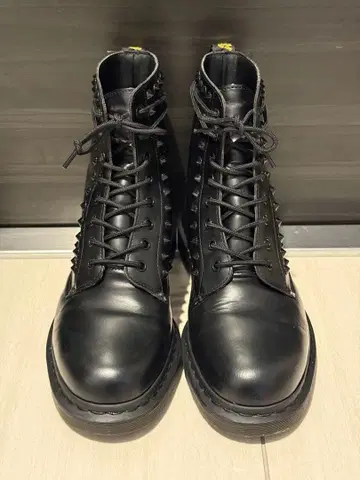 [ 새상품급 ] 닥터마틴 스터드 장식 블랙 워크 부츠 29cm
