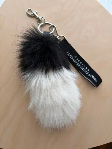 여우 옷깃 꼬리 참 크리프하이프 하세가와 카오나시 롬의 모임